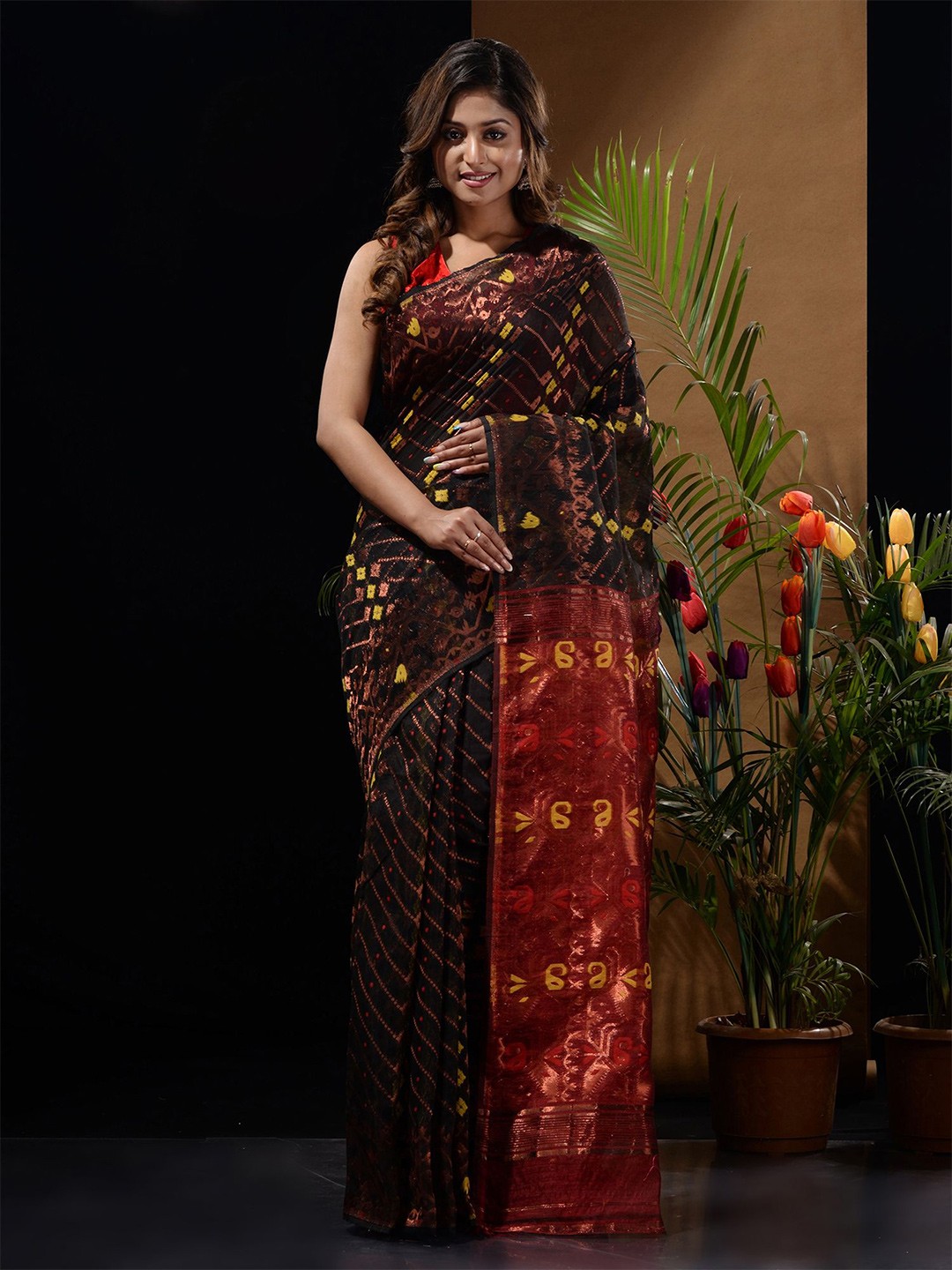 

Charukriti Zari Silk Cotton Jamdani Saree, Black