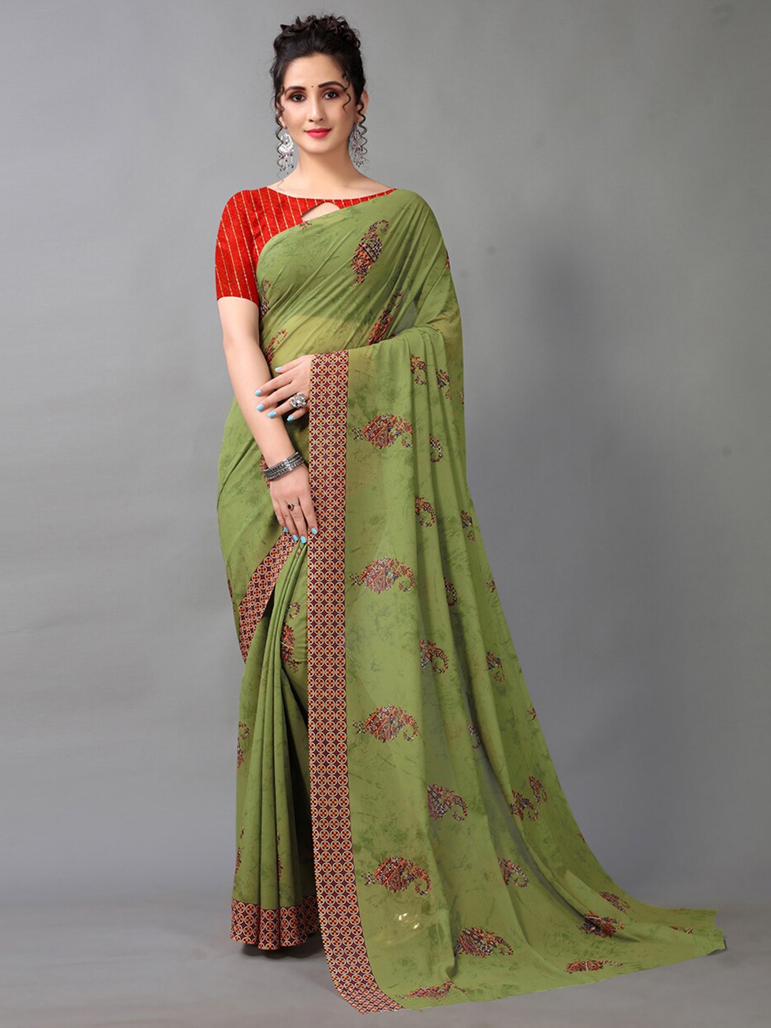

HRITIKA Paisley Printed Poly Georgette Saree, Green