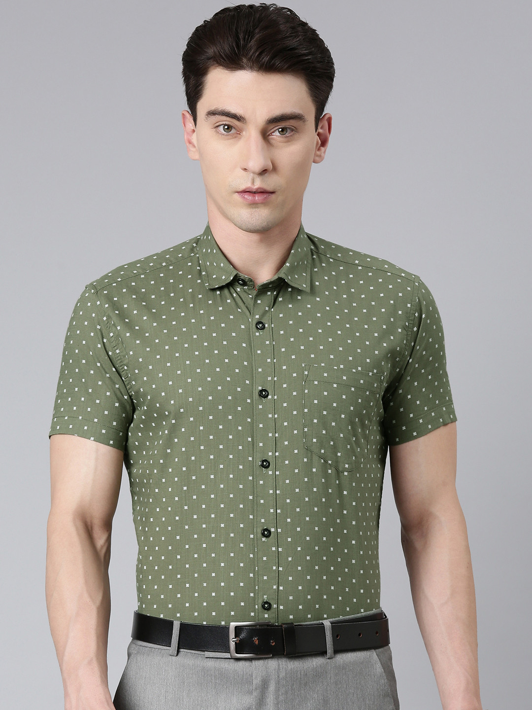 

5TH ANFOLD Men Slim Fit Printed Pure Cotton Shirt, Olive