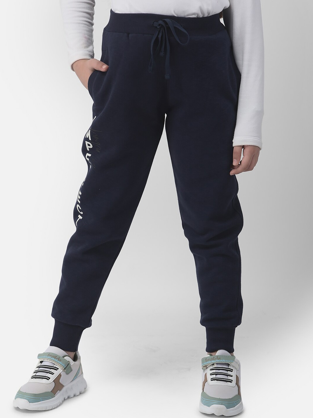 

Crimsoune Club Girls Imperfect Cotton Printed Joggers, Navy blue