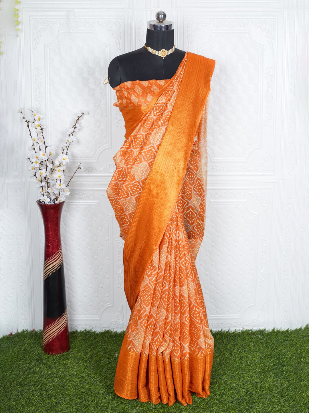 

BESUCHER Printed Zari Silk Cotton Fusion Bandhani Saree, Orange