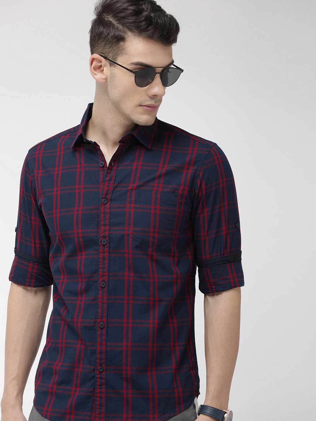 

HIGHLANDER Men Navy & Red Slim Fit Checked Casual Shirt, Navy blue