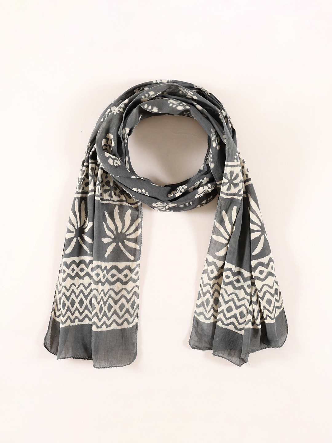 

HANDICRAFT PALACE Women Cotton Ethnic Motifs Printed Scarf, Grey