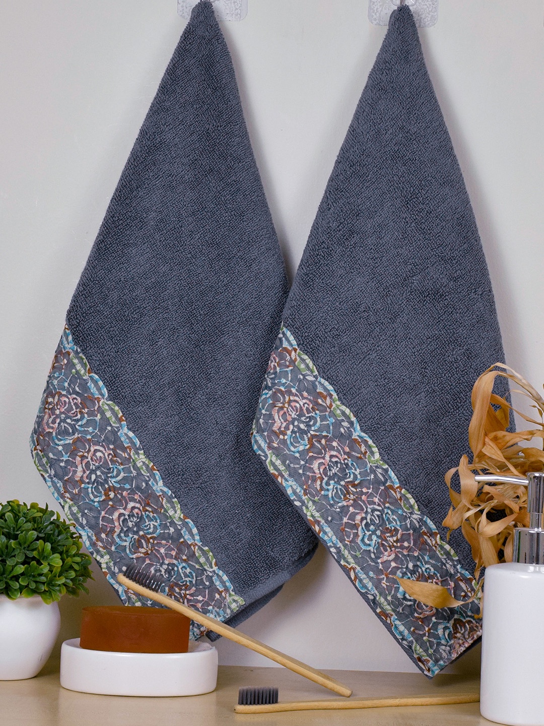 

RANGOLI 2 Pcs 550 GSM Pure Cotton Hand Towels, Grey