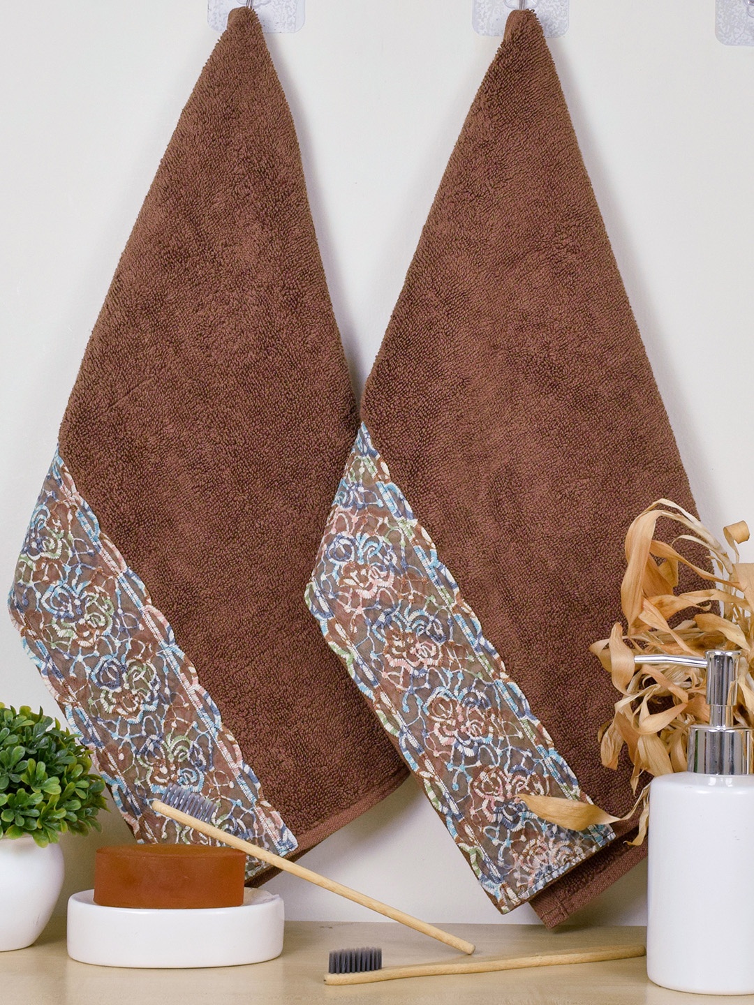 

RANGOLI 2 Pcs 550 GSM Pure Cotton Hand Towels, Brown
