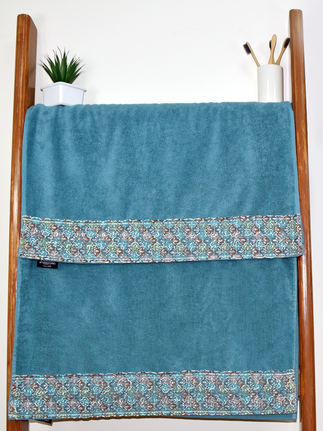 

RANGOLI Set Of 2 Blue Solid 550 GSM 100% Cotton Bath Towel