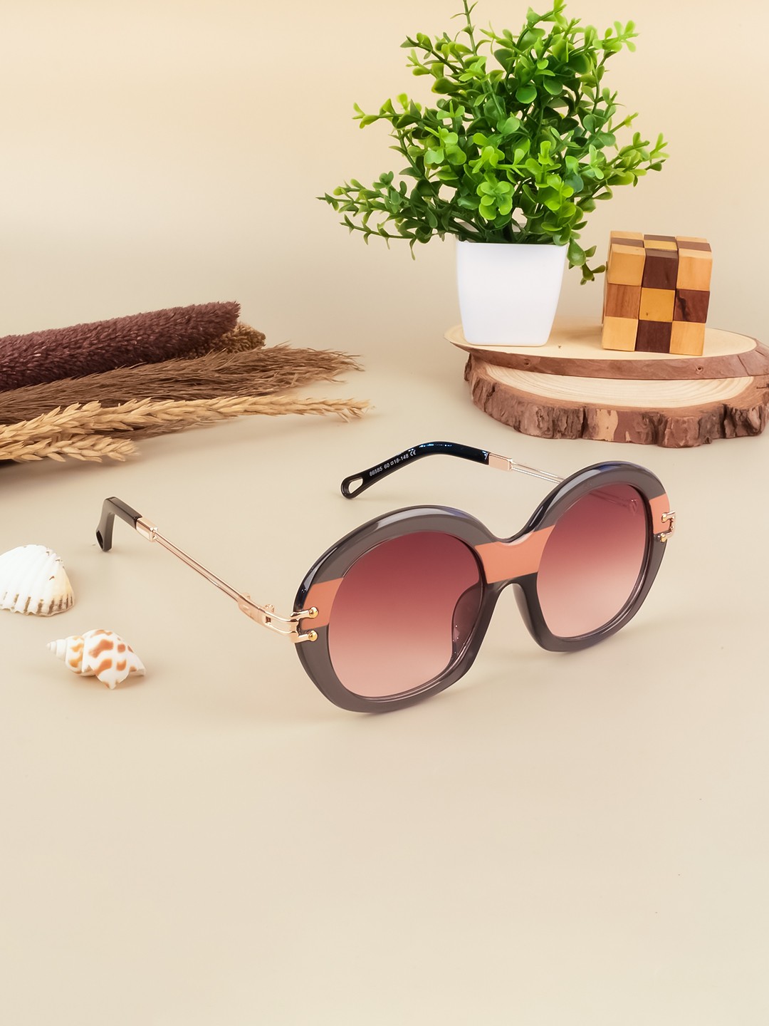 

Voyage Women Lens & Oversized Sunglasses with UV Protected Lens, Brown