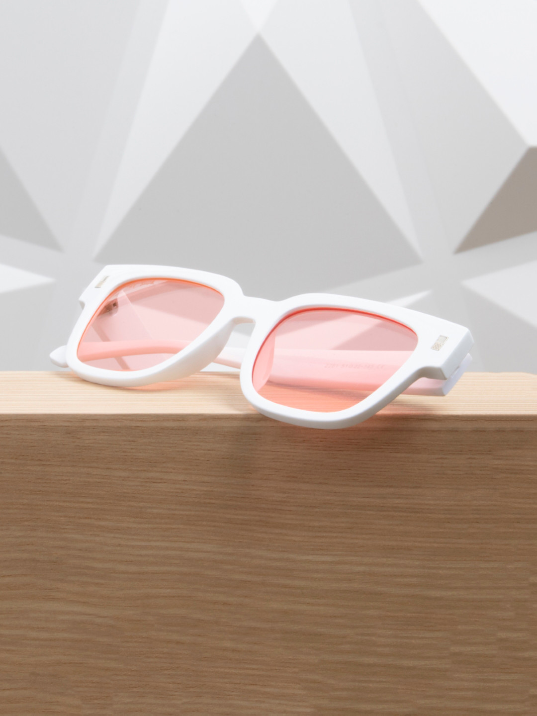 

Ted Smith Unisex Wayfarer Sunglasses with UV Protected Lens TSS-LUCCA_C6-Pink