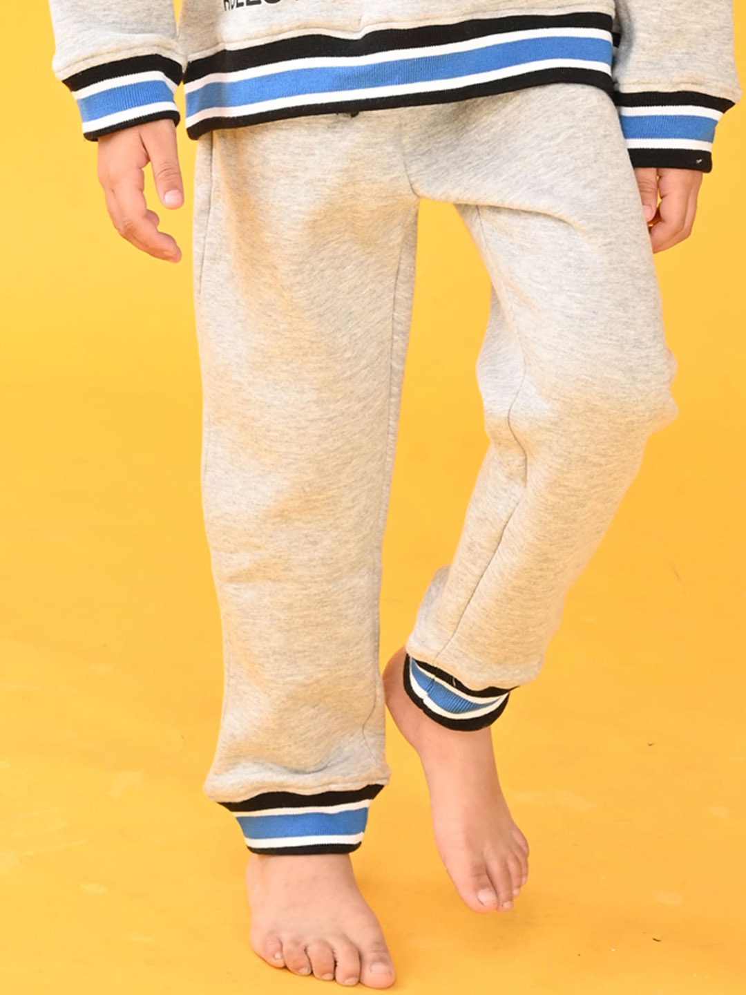 

Anthrilo Boys Grey Relaxed High-Rise Easy Wash Joggers, Cream