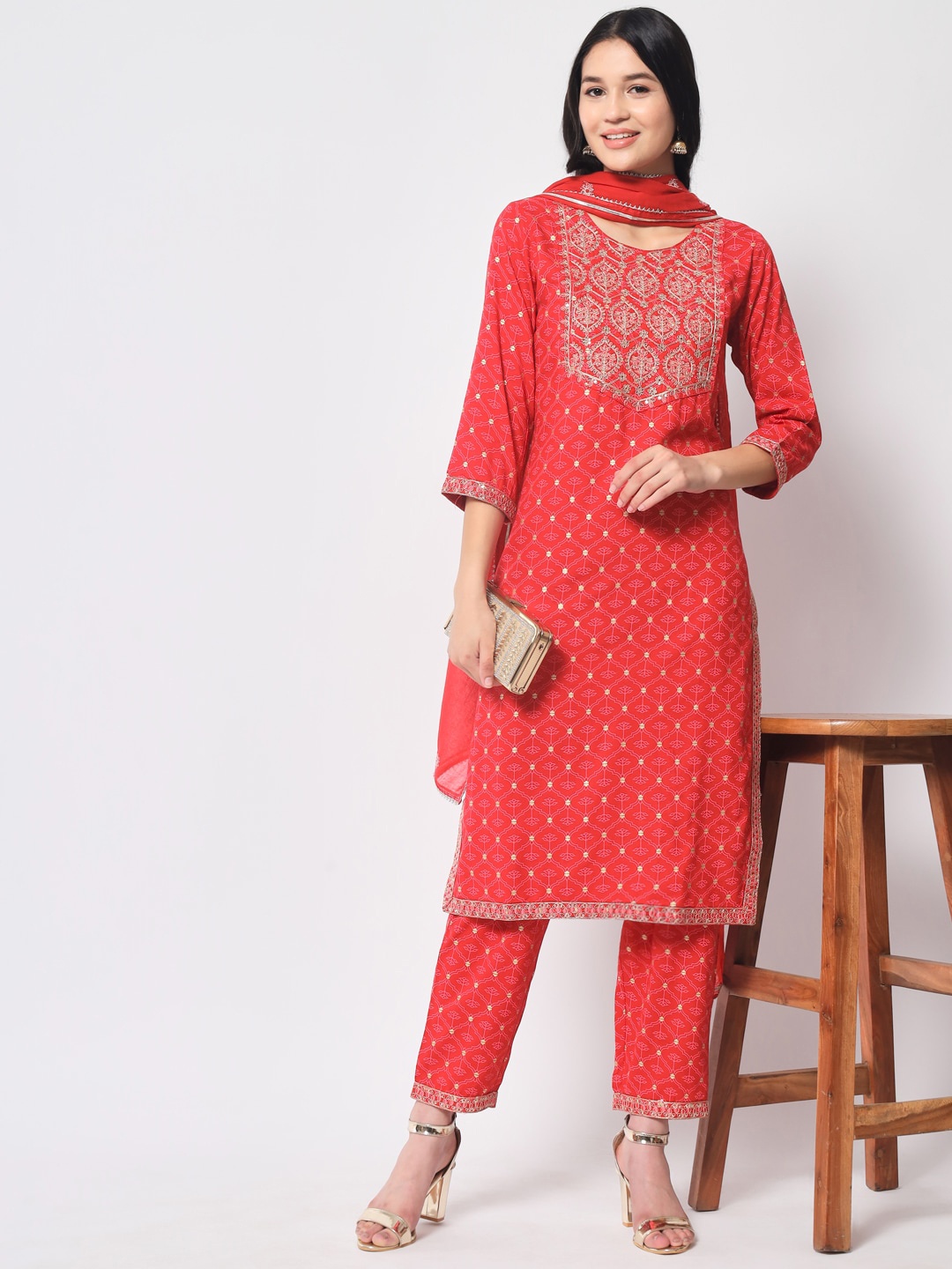 

IkDaiya Women Ethnic Motifs Embroidered Kurta with Trousers & With Dupatta, Red