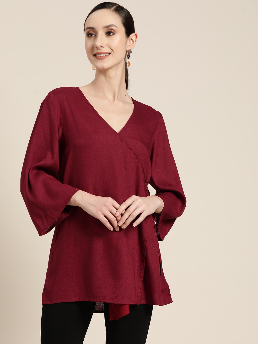 

Qurvii Maroon Longline Top