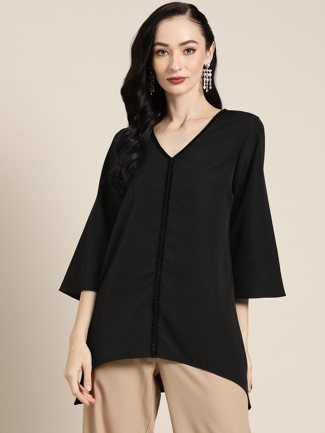 

Qurvii Black Solid Top with Embellished Neck