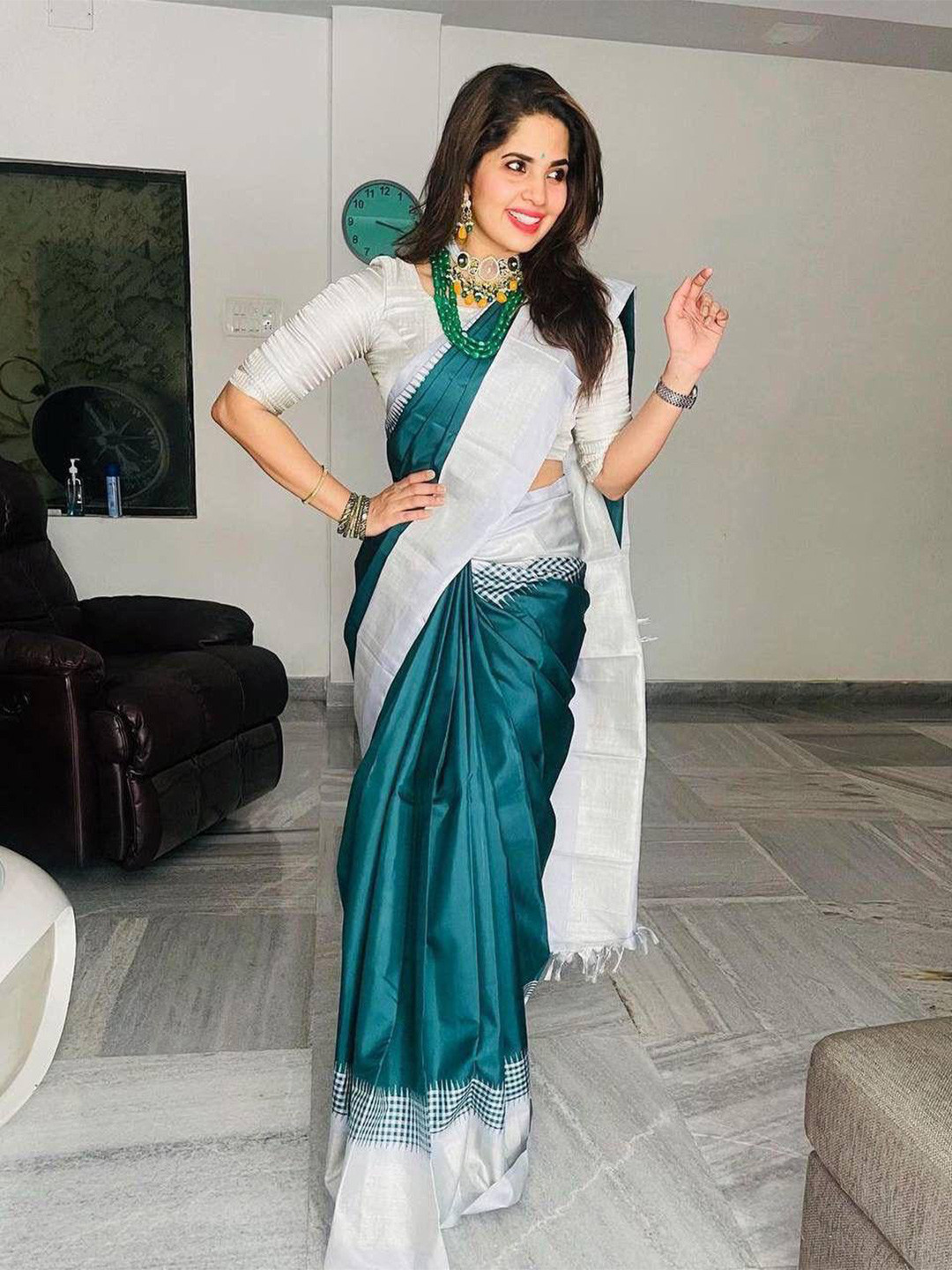 

TIEXA Pure Silk Banarasi Saree, Teal