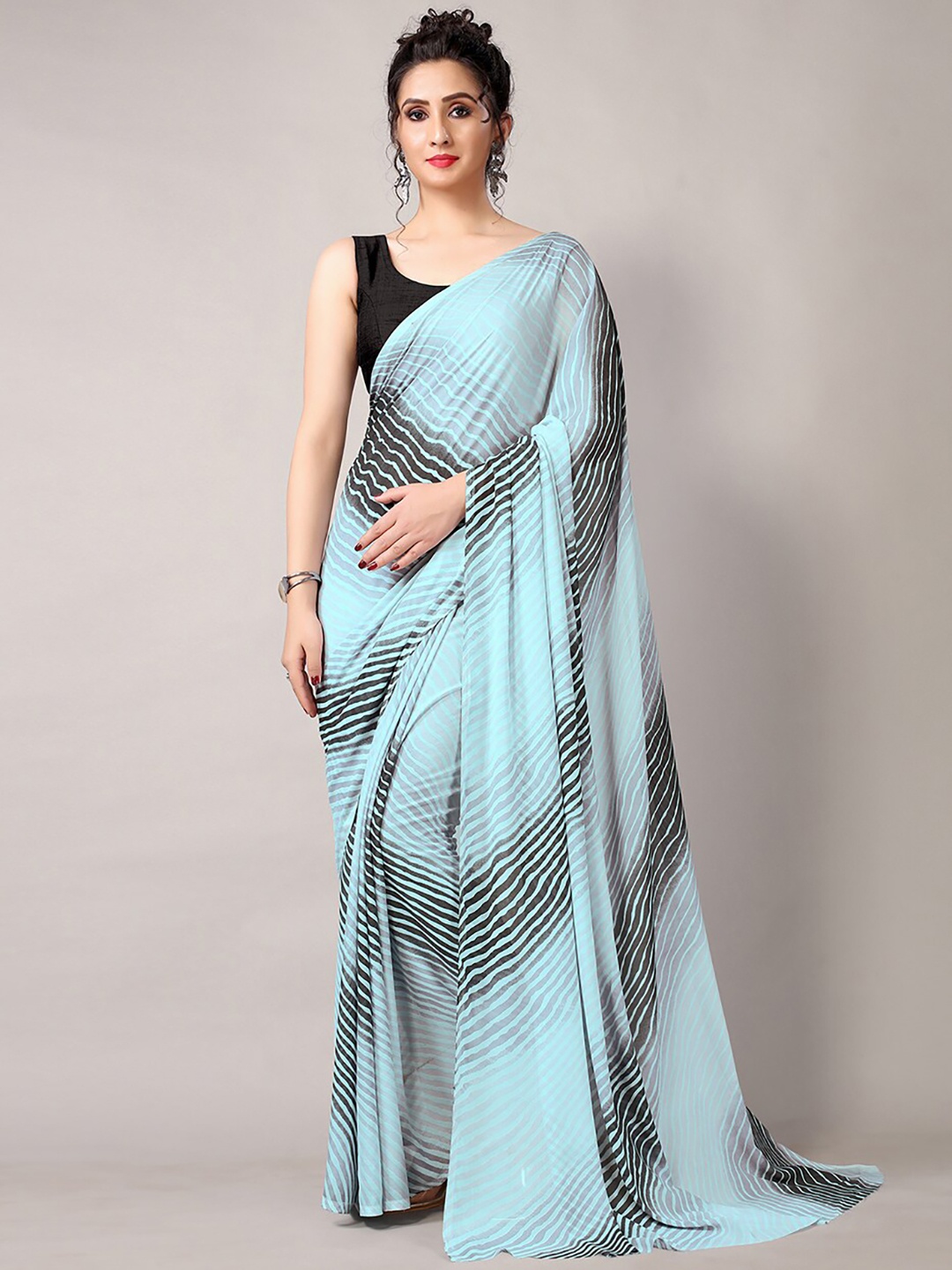

HRITIKA Leheriya Printed Saree, Turquoise blue