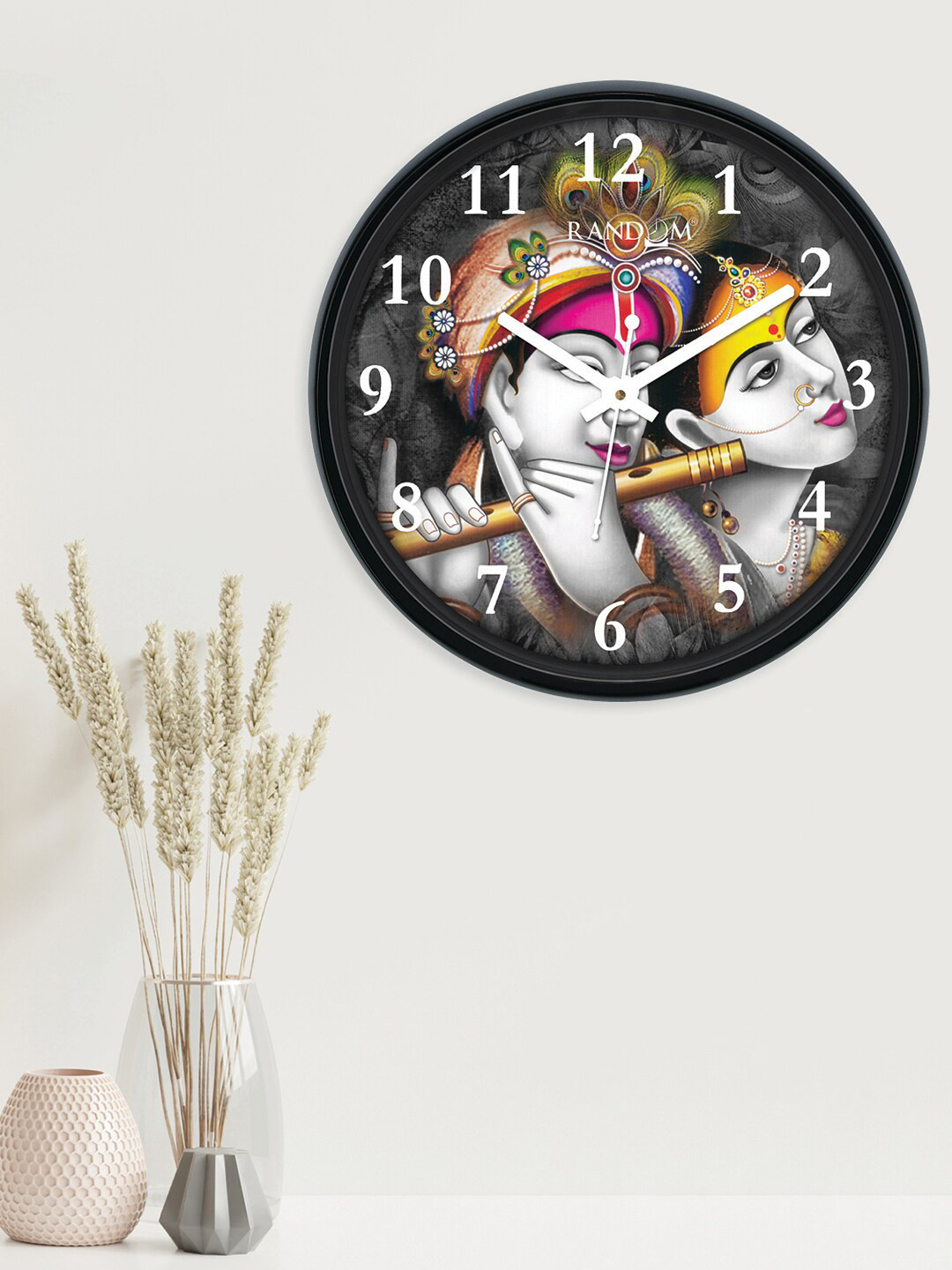 

RANDOM Black & White Printed Traditional Wall Clock