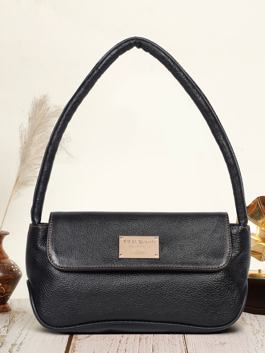 

Teakwood Leathers Leather Structured Handheld Bag, Black