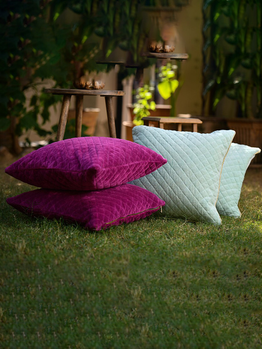 

THE SEWING CREST Purple Checked Quilted Velvet Square Cushion Cover