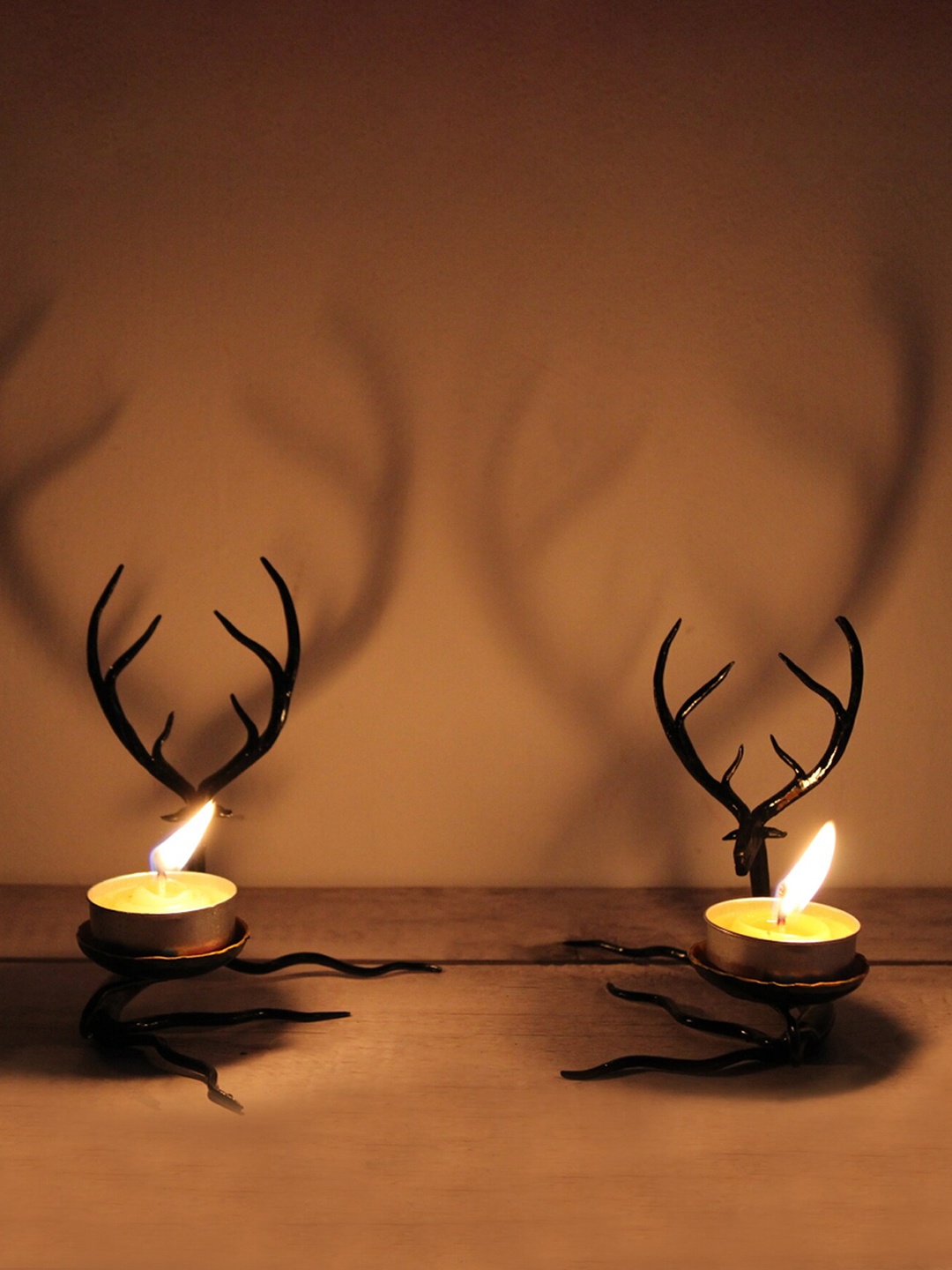 

SHREE KALA HOME DECOR Set of 2 Reindeer-Shaped Candle Holders, Black