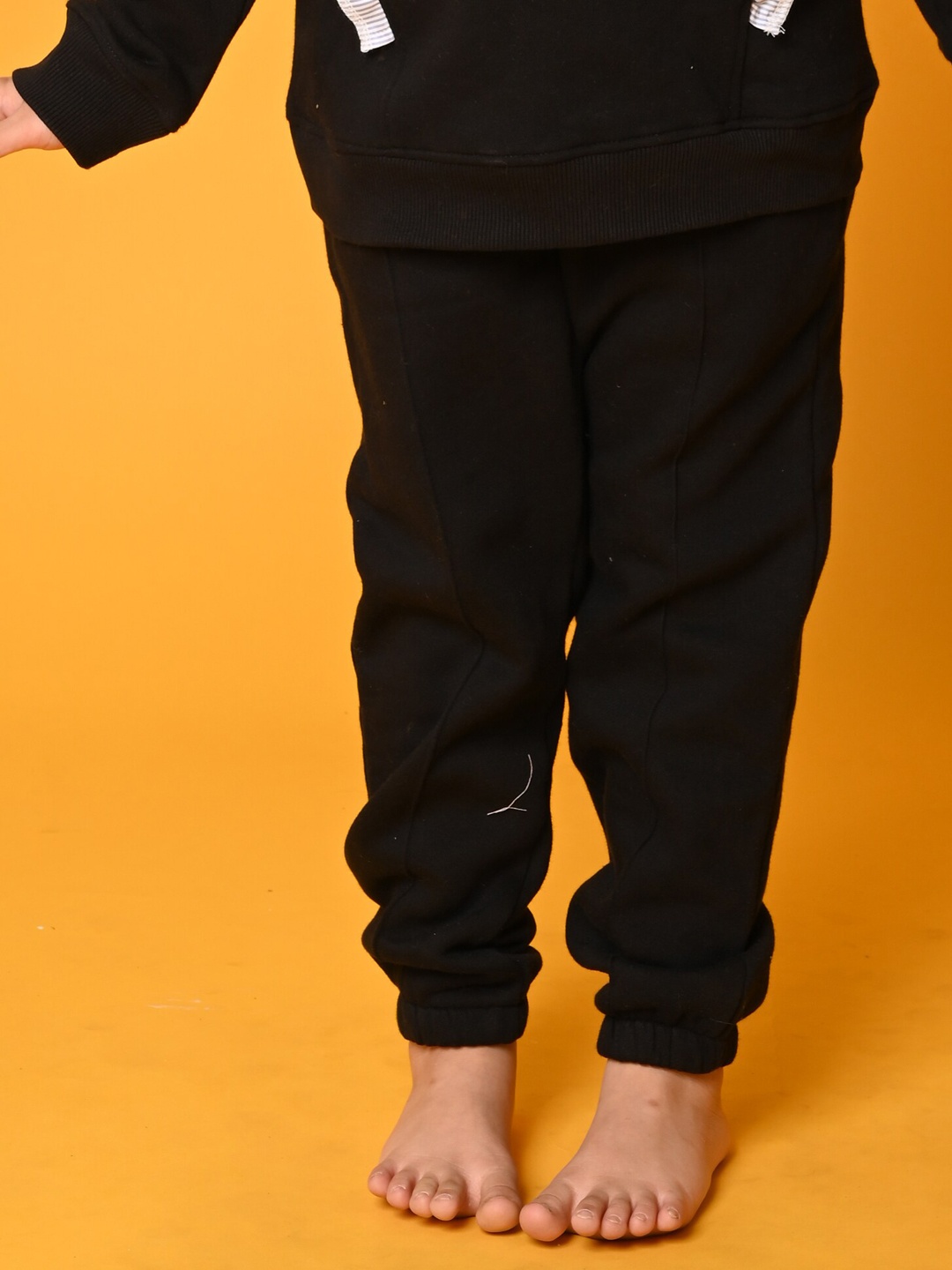 

Anthrilo Girls Fleece Relaxed-Fit Jogger, Black
