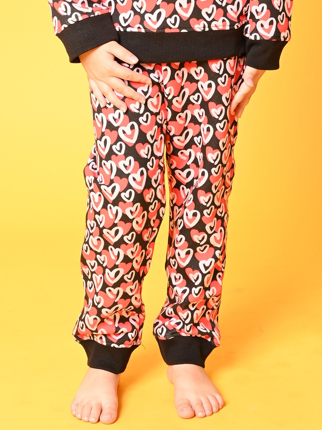 

Anthrilo Infant Girls Printed Relaxed-Fit Fleece Jogger, Black