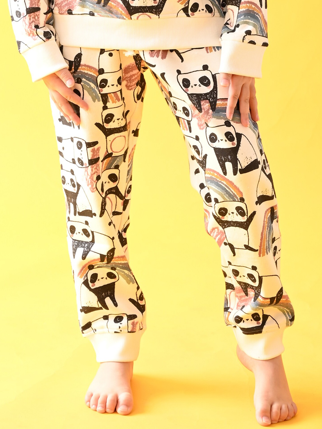 

Anthrilo Girls Panda-Printed Fleece Relaxed-Fit Jogger, White