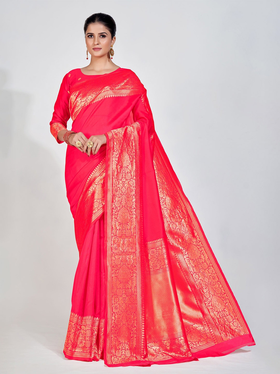 

DRESSTIVE Zari Brocade Saree, Pink