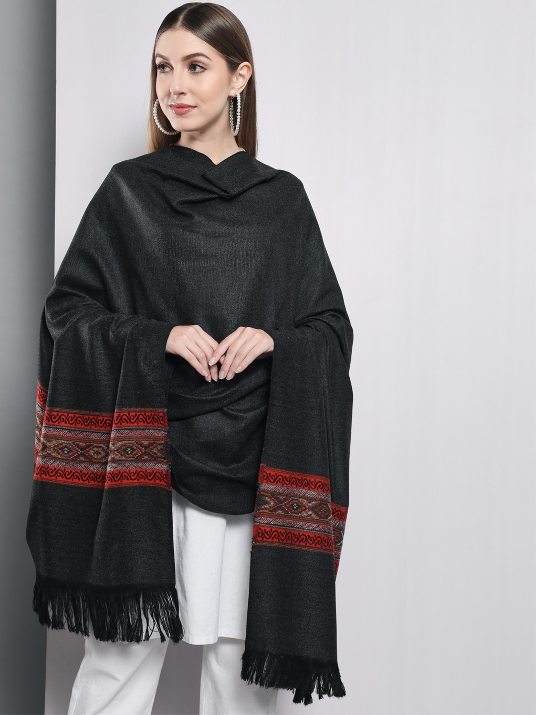 

Zamour Women Woven-Design Acrylic Soft Shawl, Grey