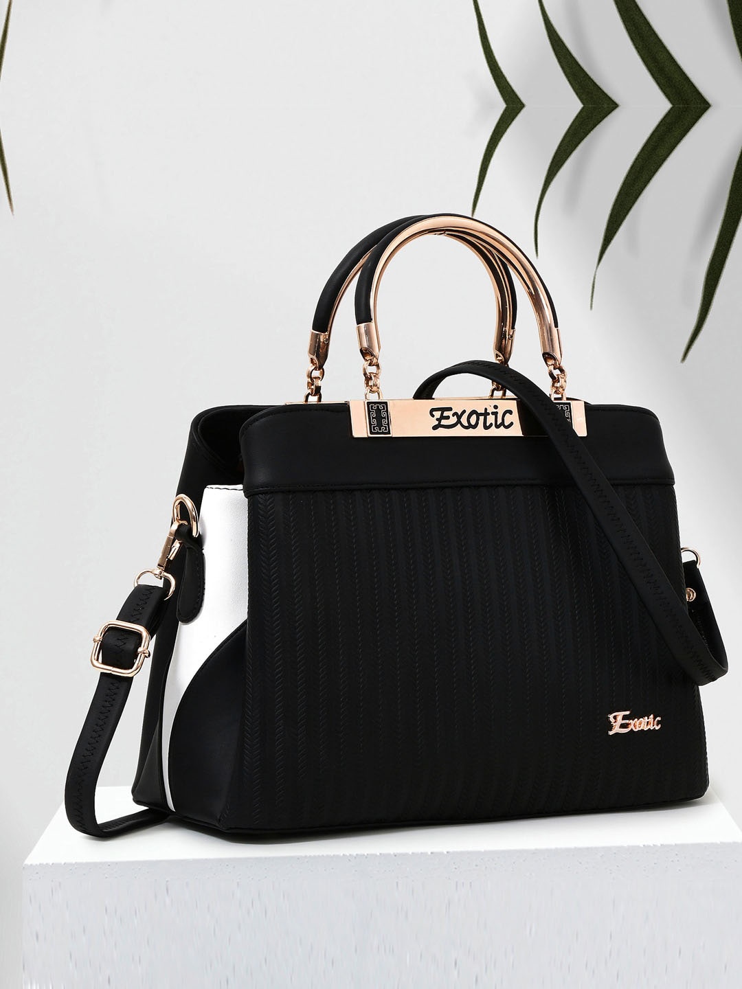 

Exotic Textured PU Structured Handheld Bag, Black