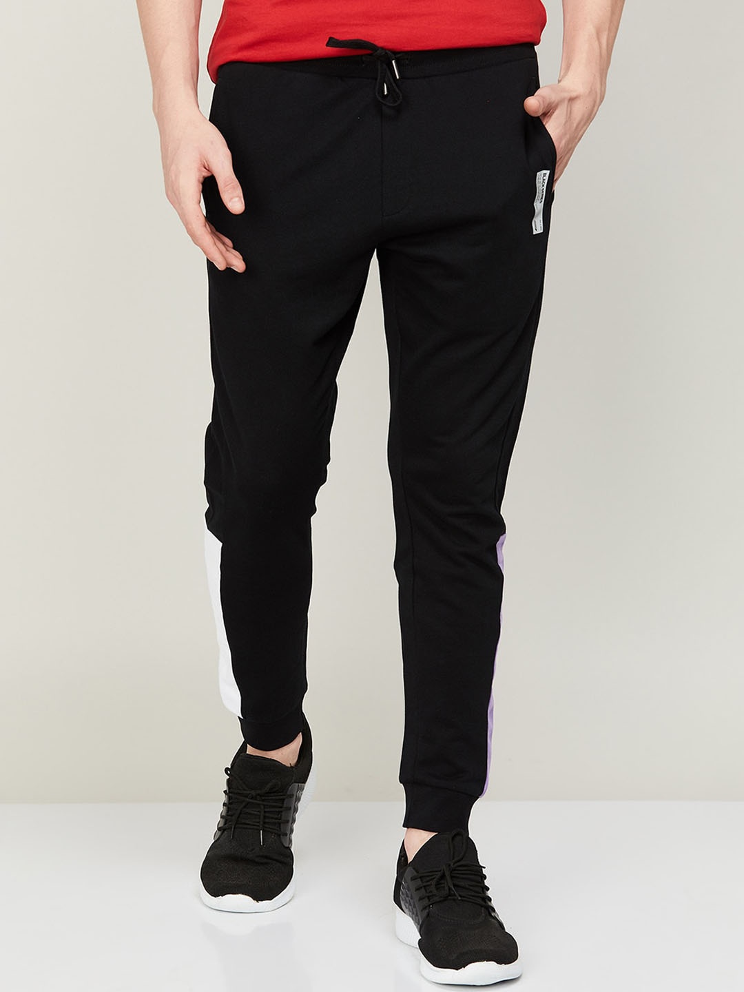

Bossini Men Slim-Fit Joggers, Black