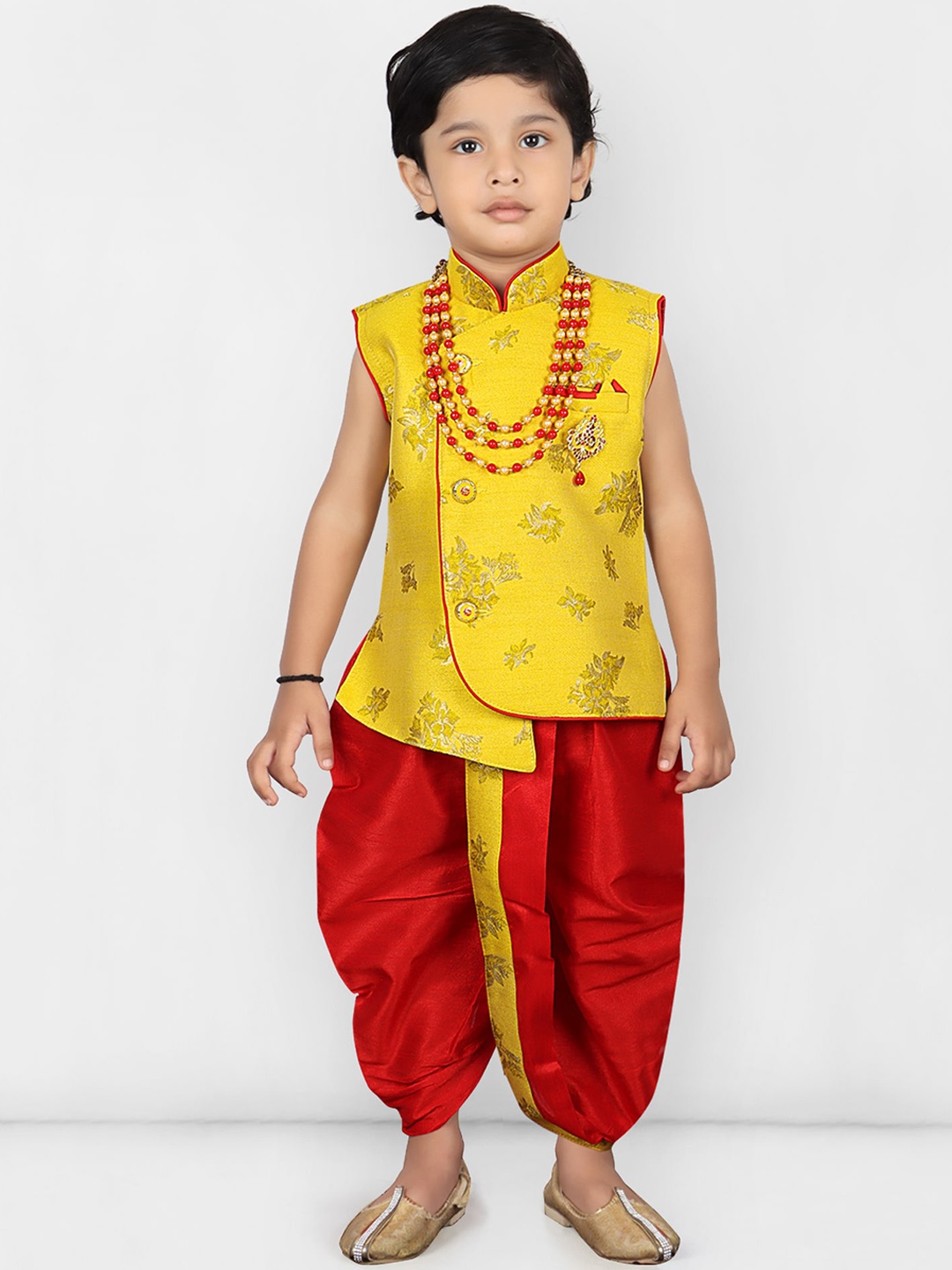 

KIDS FARM Boys Floral Printed Kurti with Dhoti Pants & Mala Set, Yellow
