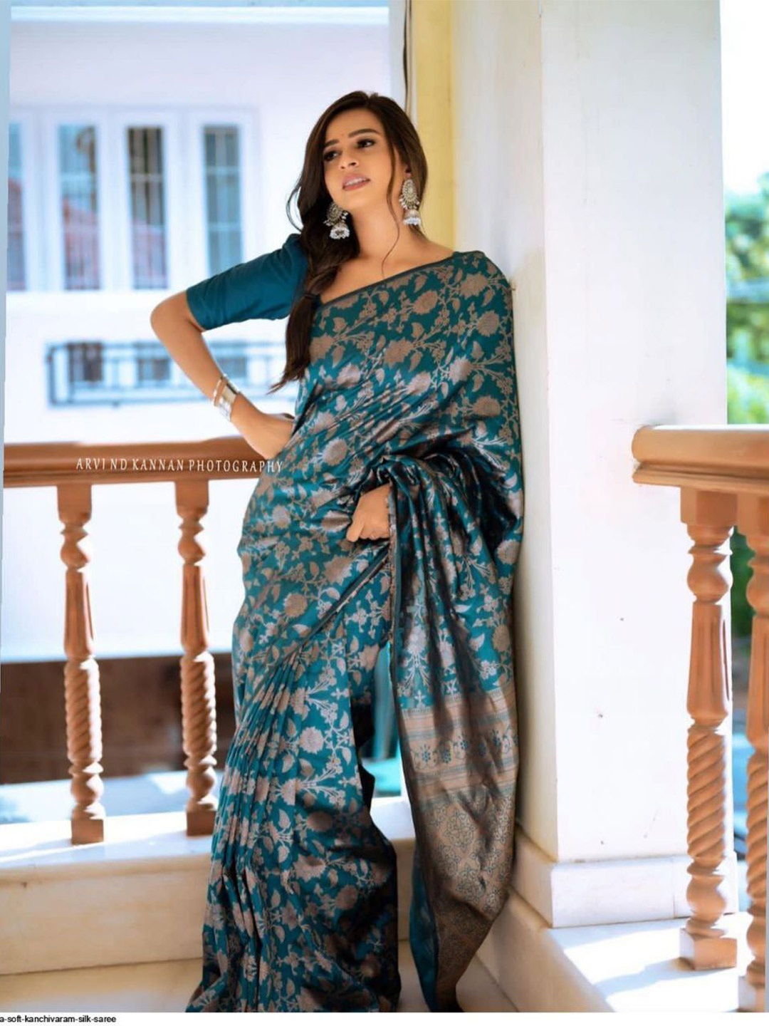 

Fashion Booms Ethnic Motifs Zari Banarasi Saree, Turquoise blue