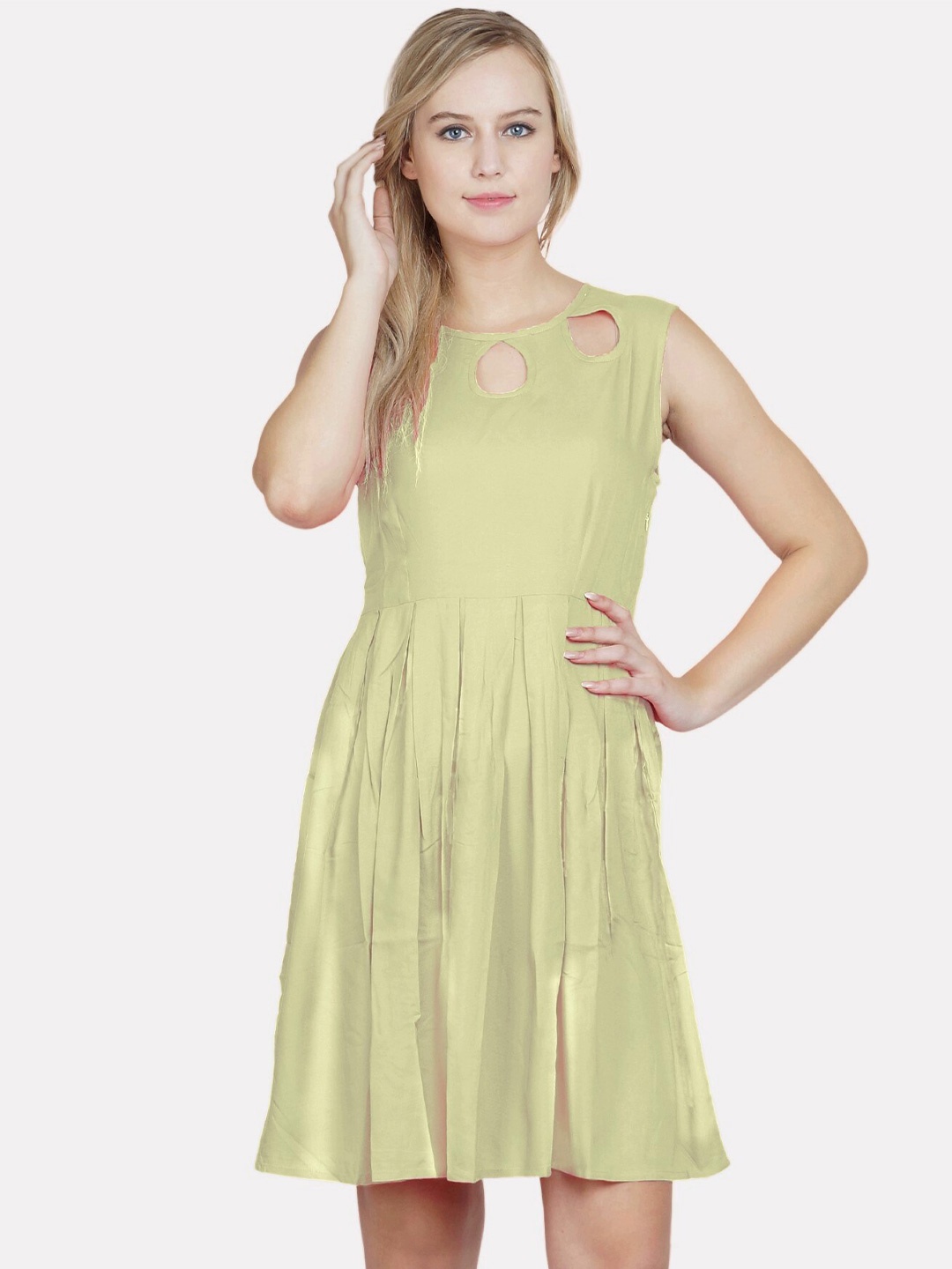 

PATRORNA Keyhole Neck Sleeve Less Fit And Flare Dress, Cream