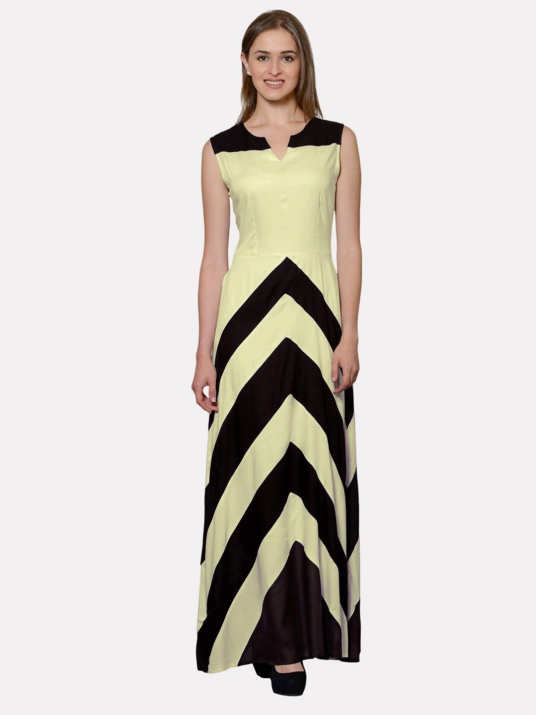 

PATRORNA Black Colourblocked Maxi Maxi Dress