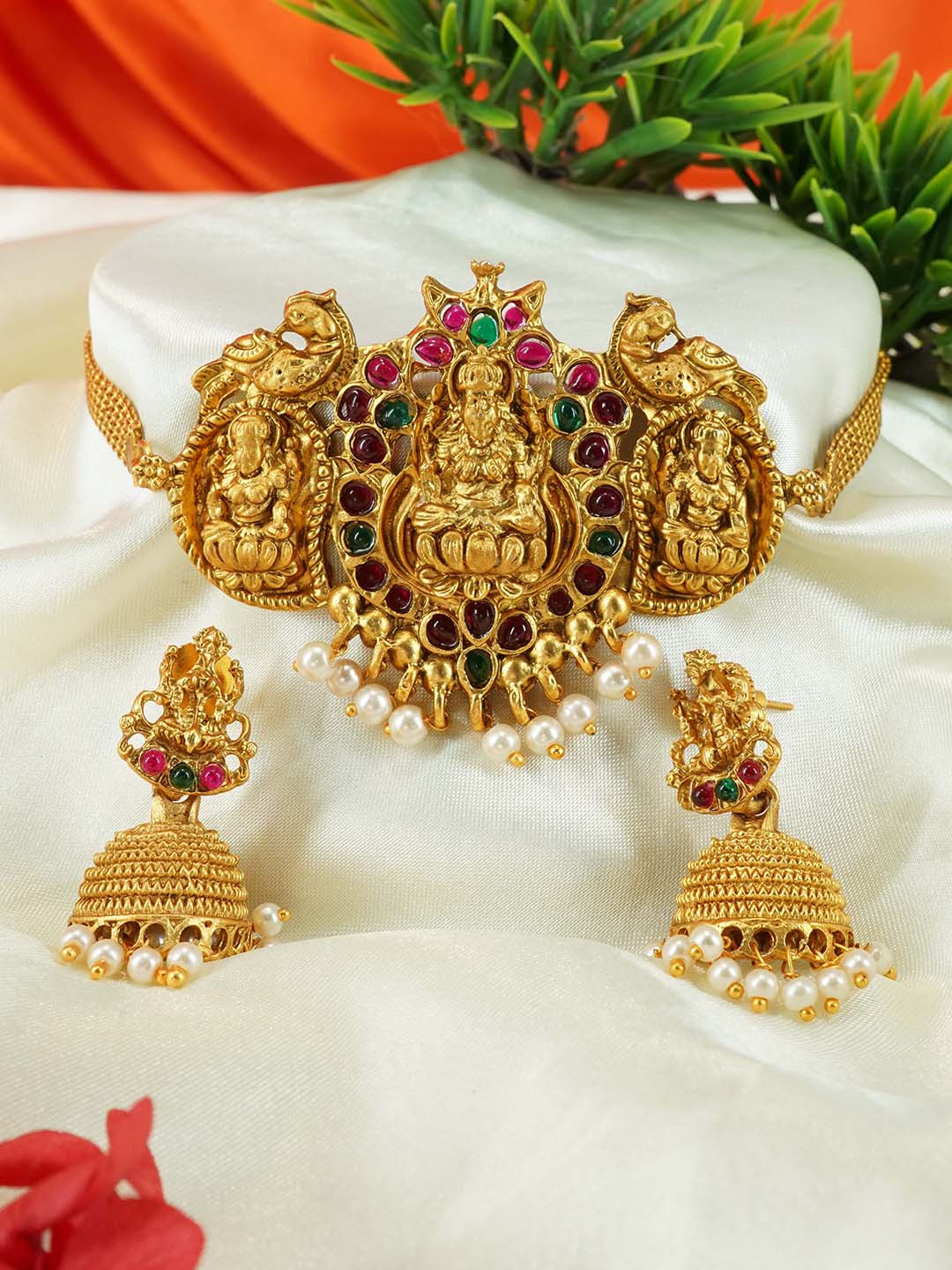 

GRIIHAM Gold-Plated AD-Studded Jewellery Set