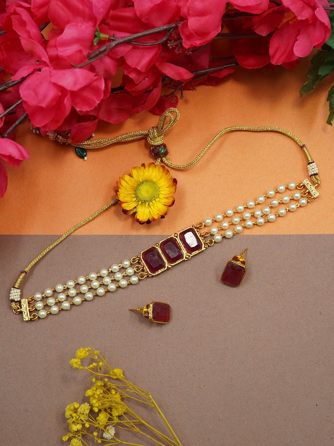 

GRIIHAM Gold-Plated Stone-Studded & Pearl Beaded Choker Jewellery Set