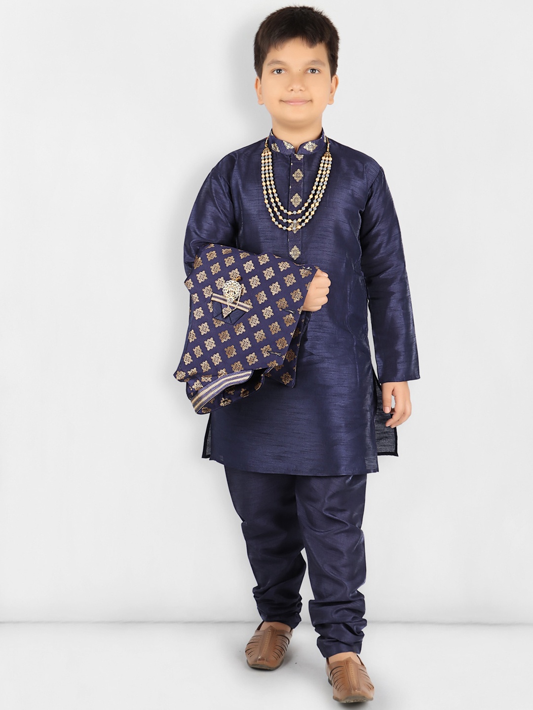 

KIDS FARM Boys Ethnic Motifs Dupion Silk Kurta & Churidar With Jacket & Mala Set, Navy blue