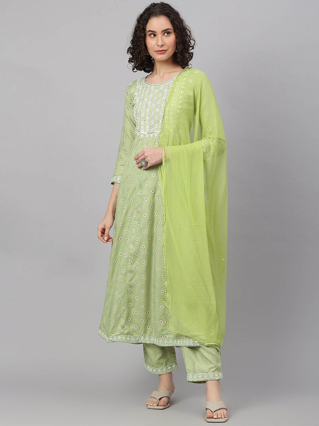 

KALINI Women Ethnic Motifs Panelled Thread Work Kurta with Trousers & Dupatta, Green