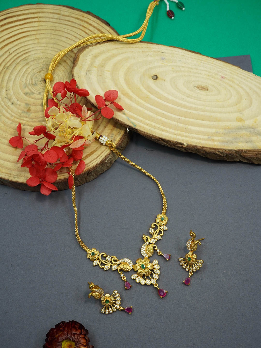

GRIIHAM Gold-Plated AD-Studded & Beaded Jewellery Set