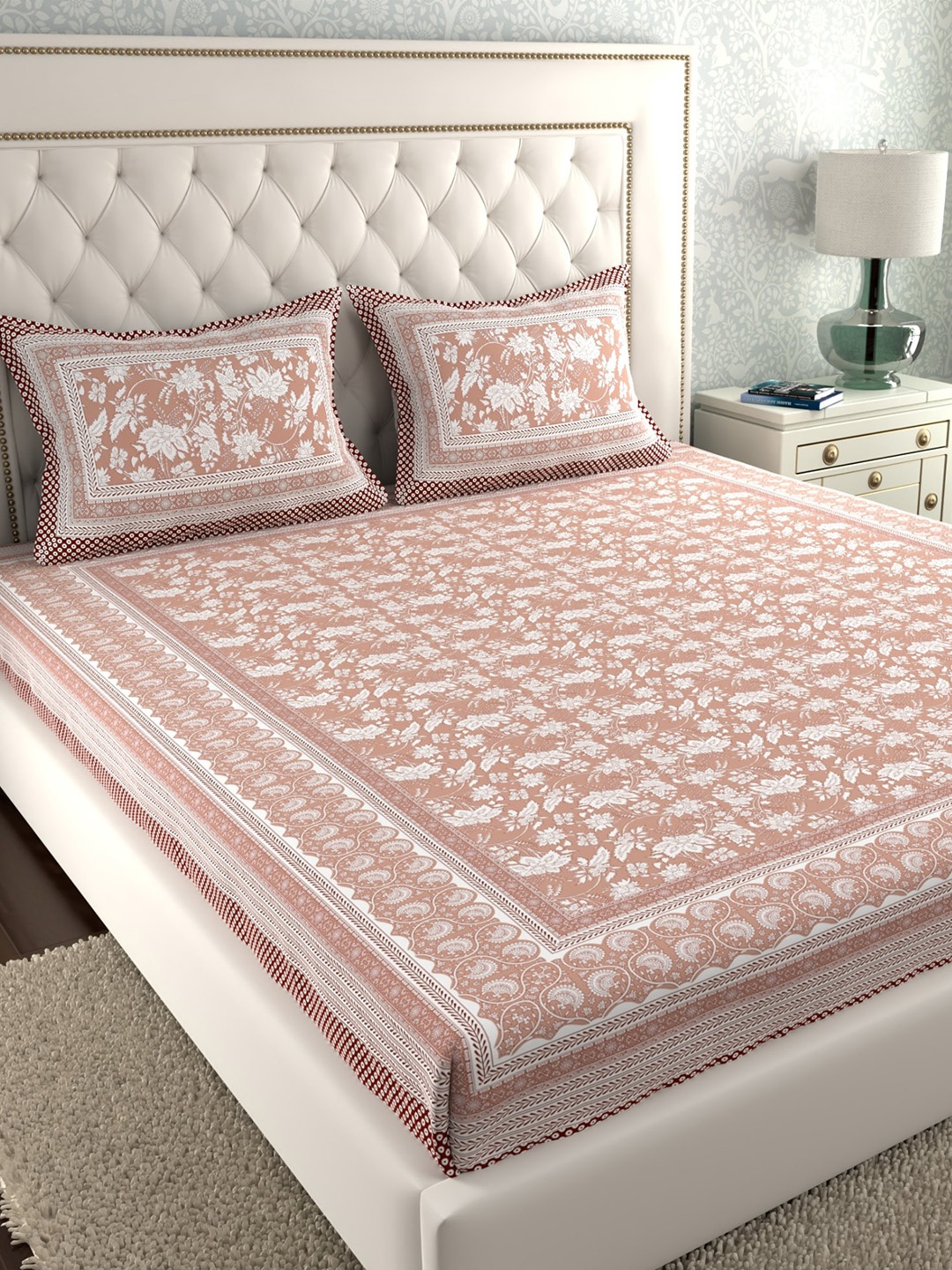 

LA VERNE Peach & White Floral 140 TC Cotton King Bedsheet with 2 Pillow Covers