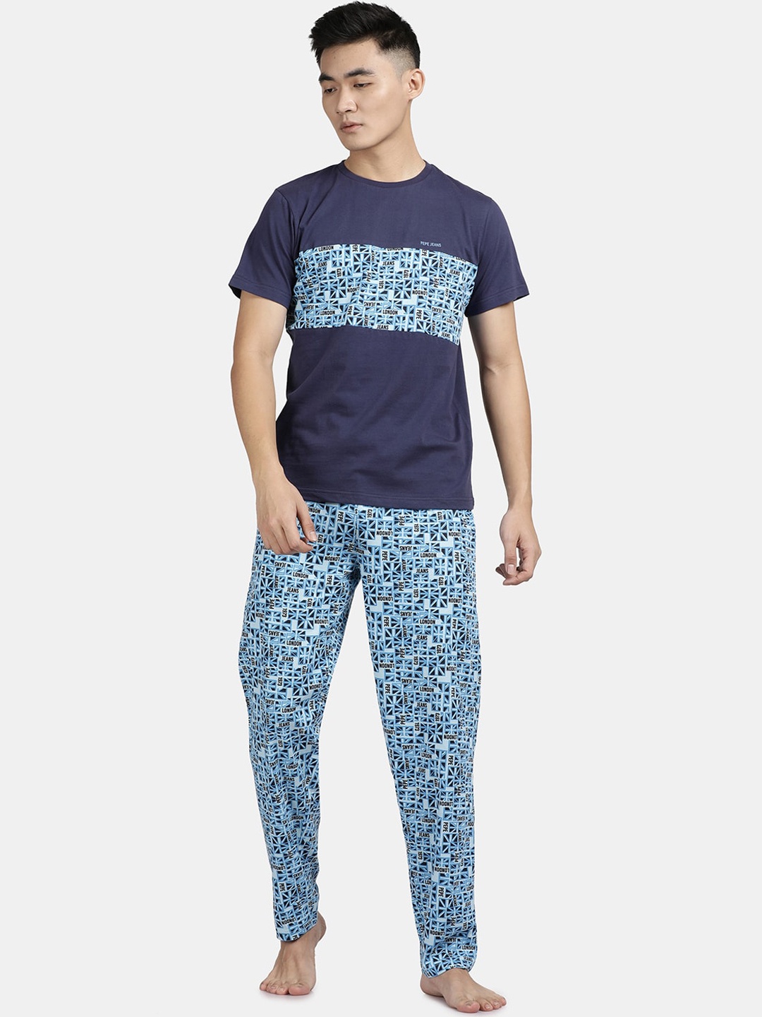

Pepe Jeans Men Printed Pure Cotton Night suit, Blue