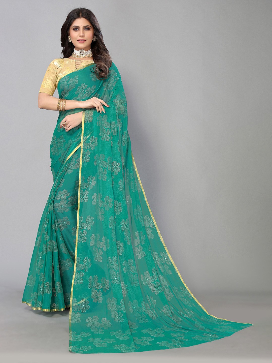 

KALINI Floral Embellished Pure Chiffon Saree, Green