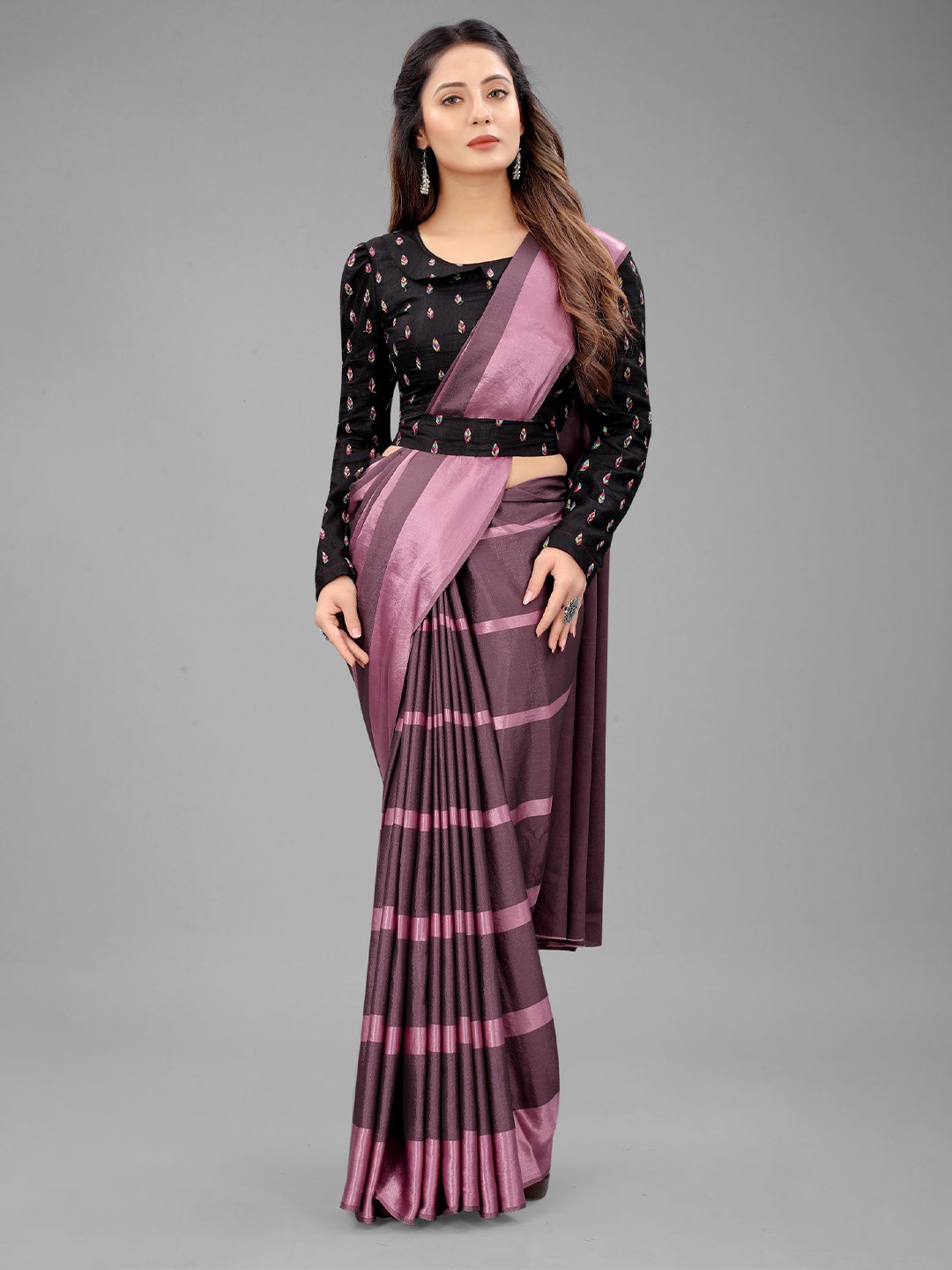 

Rangrasiya Corporation Striped Satin Saree, Pink
