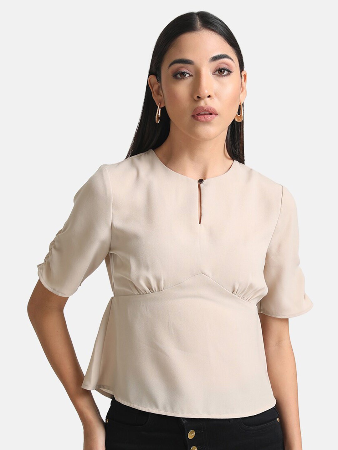 

Kazo Keyhole Neck Top, Beige