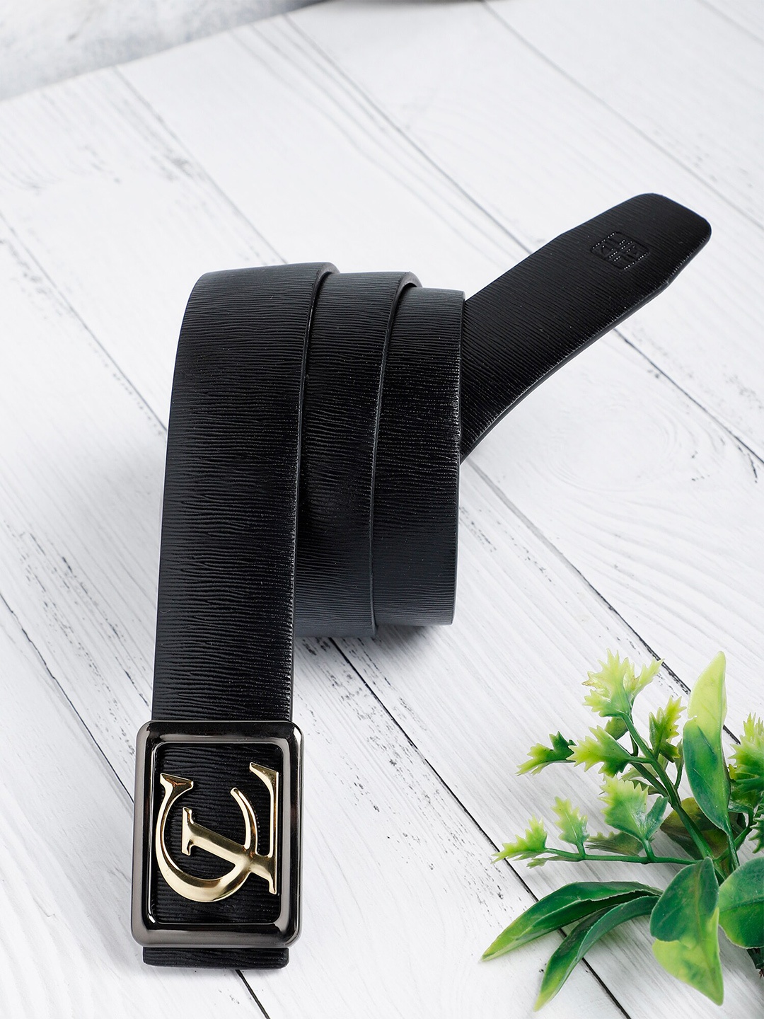 

Carlton London Men Leather Belt, Black