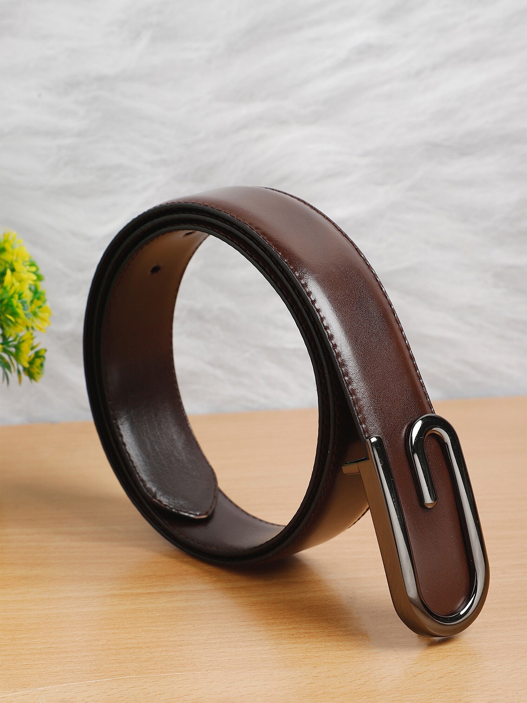 

Carlton London Men Leather Belt, Brown