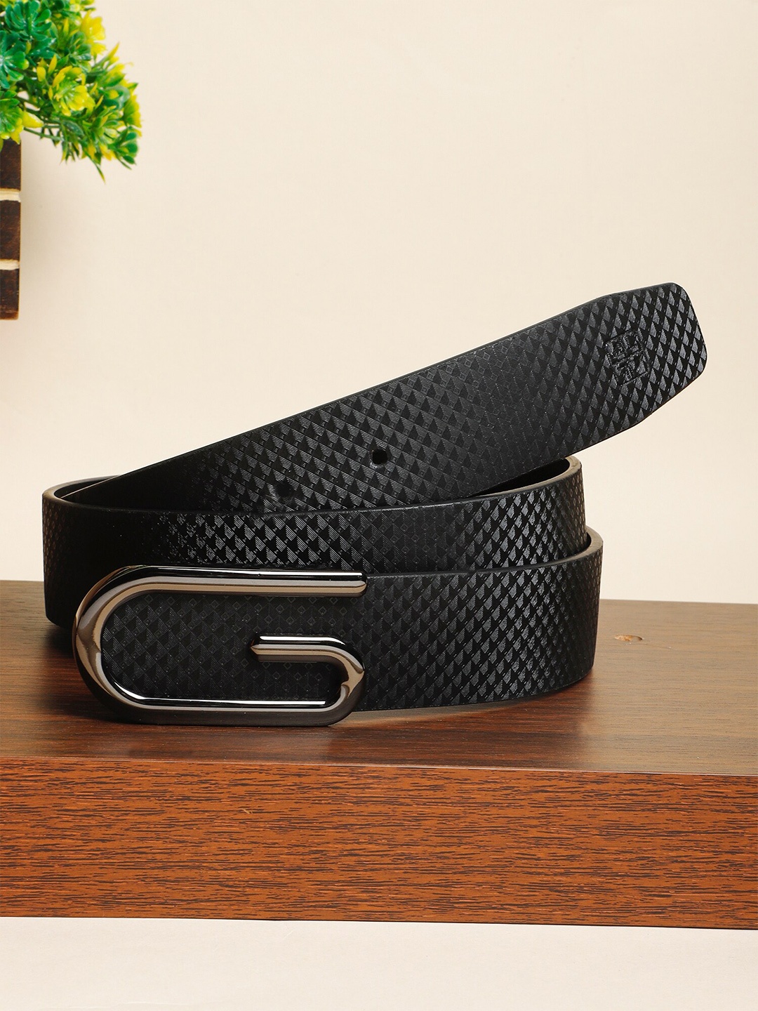 

Carlton London Men Textured Leather Belt, Black
