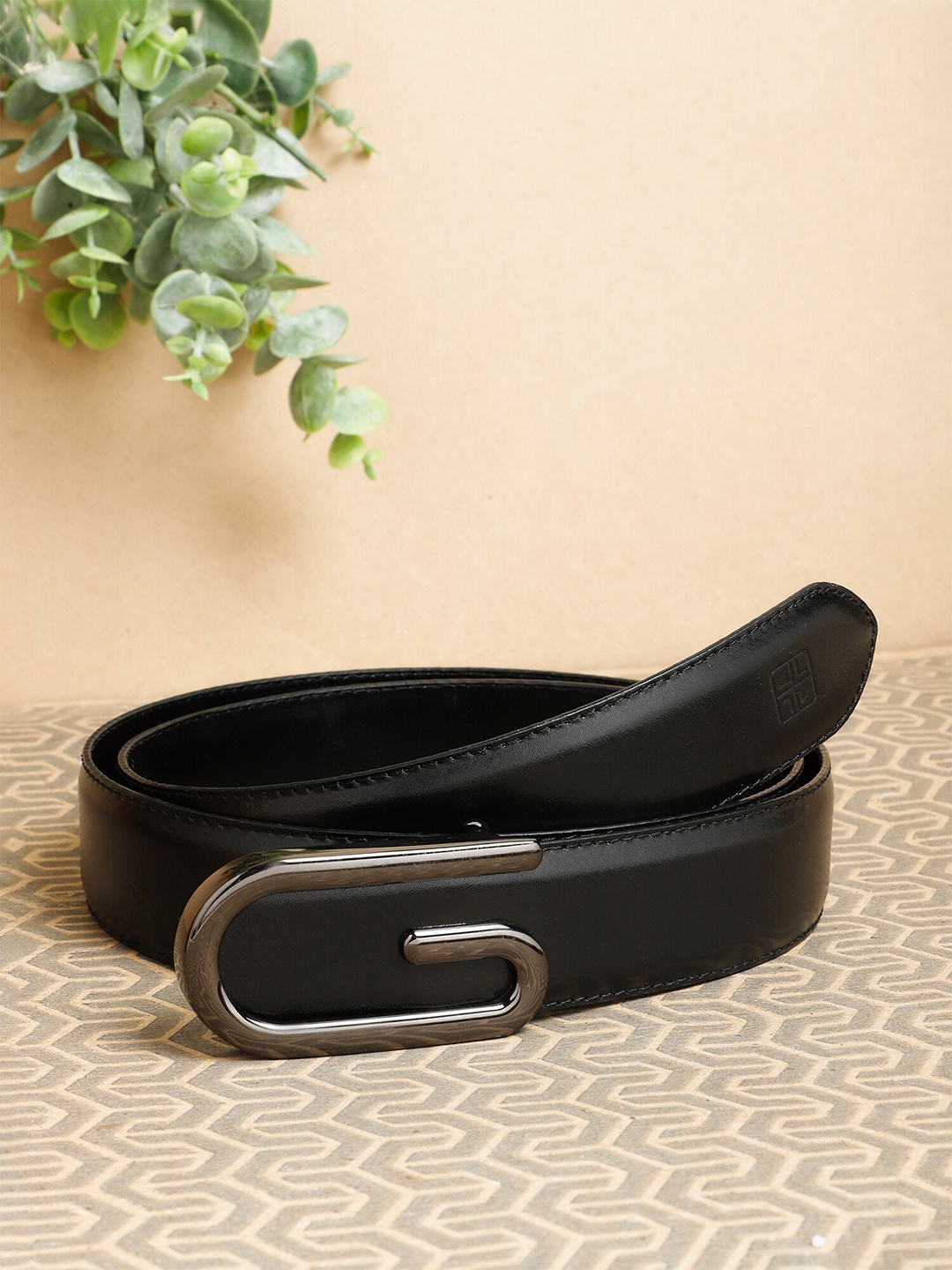 

Carlton London Men Push Pin Leather Belt, Black