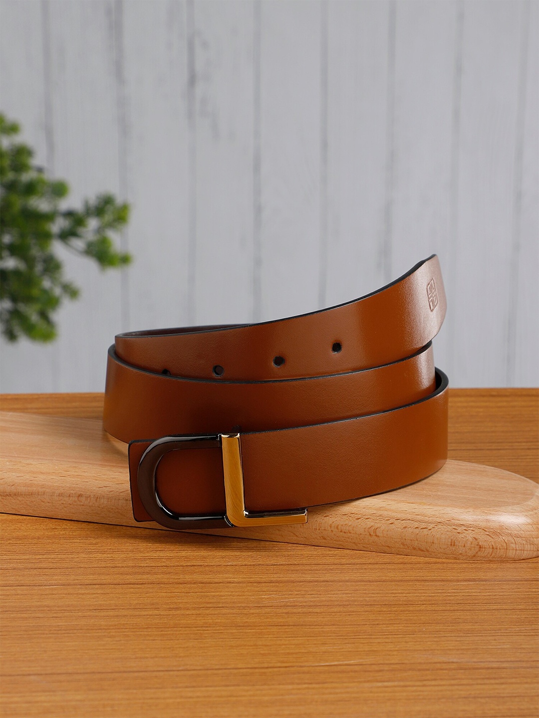 

Carlton London Men Push Pin Leather Belt, Tan
