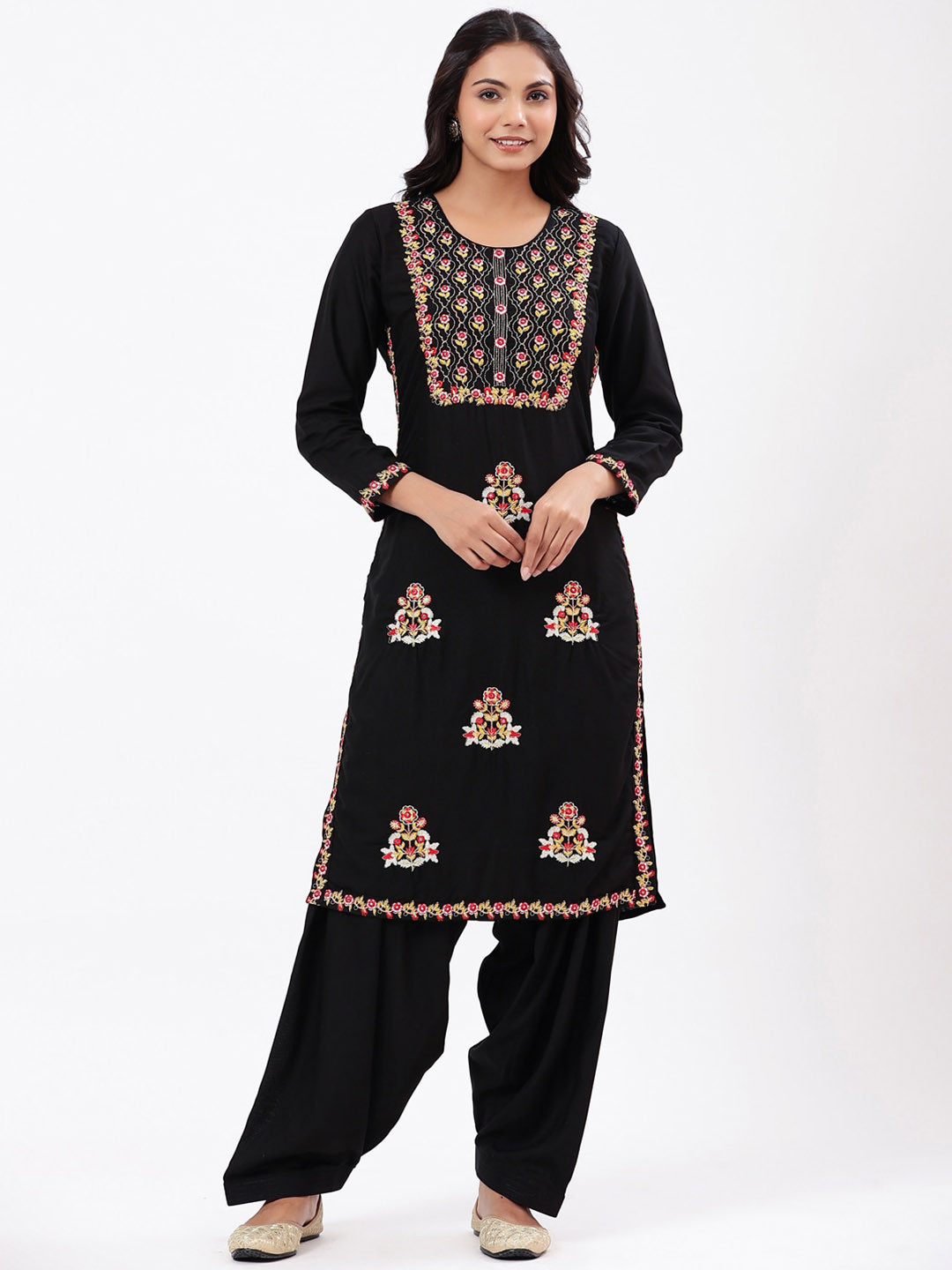 

PK Fashions Women Floral Embroidered Thread Work Kurta with Salwar & With Dupatta, Black
