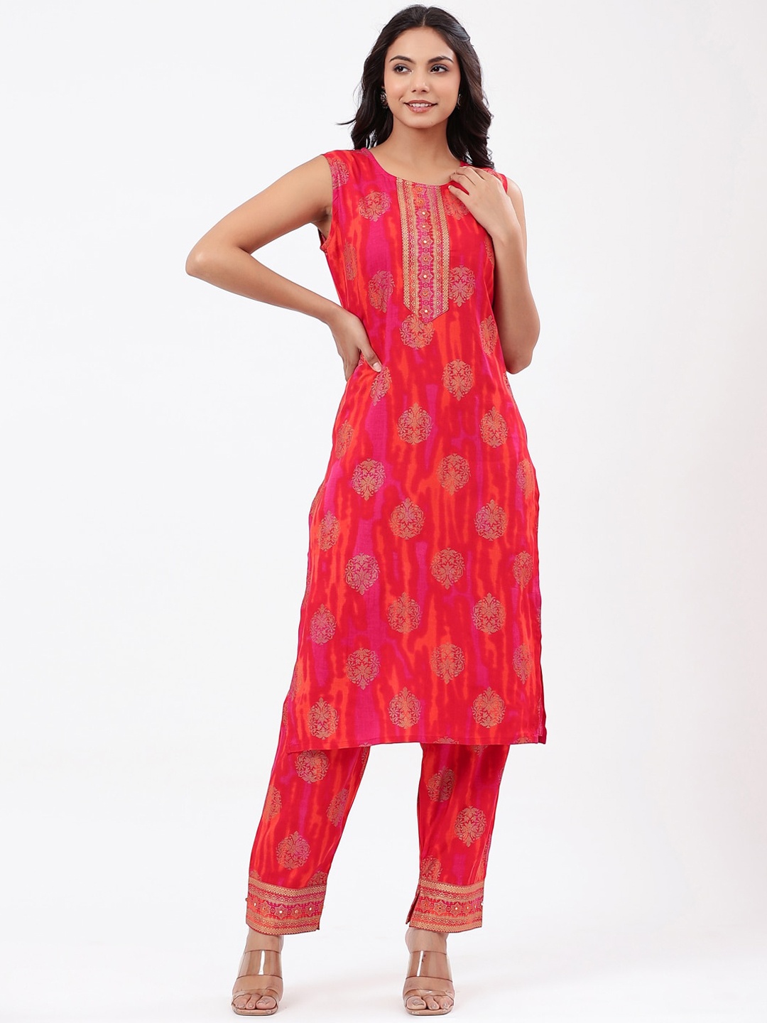 

PK Fashions Women Ethnic Printed Kurta with Palazzos & Dupatta, Red